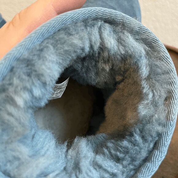 UGG Blue Winter Boots - Picture 8 of 9